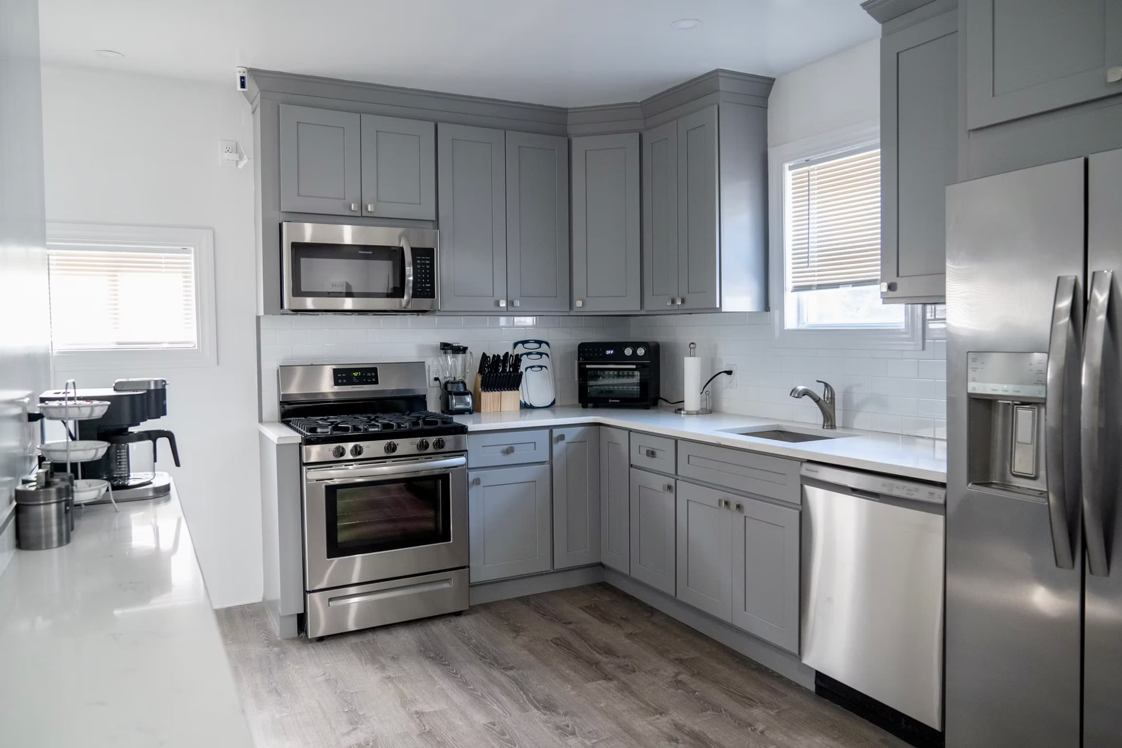 112 Elliott Pl photo